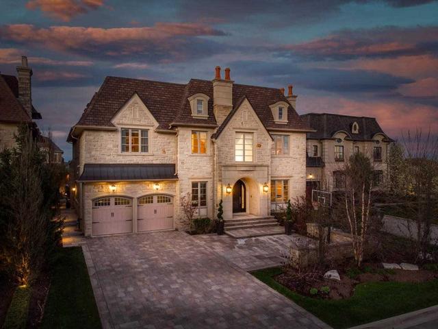 7 Autumn Wind Crt, House detached with 4 bedrooms, 7 bathrooms and 8 parking in Vaughan ON | Image 1