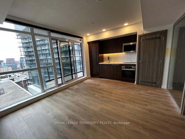 1910 - 38 Widmer St, Condo with 1 bedrooms, 1 bathrooms and 0 parking in Toronto ON | Image 17