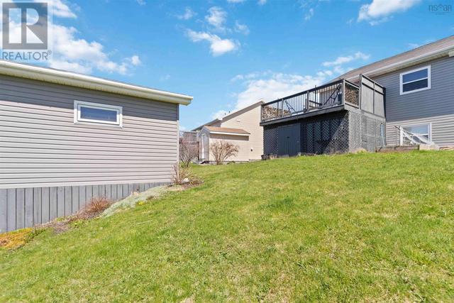 198 Payzant Drive, House semidetached with 3 bedrooms, 1 bathrooms and null parking in Windsor NS | Image 48