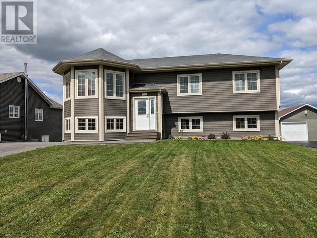 12 Howe Street, House detached with 3 bedrooms, 3 bathrooms and null parking in Gander NL | Image 27