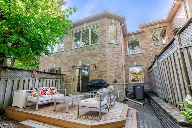 5 Briarly Lane, House attached with 3 bedrooms, 3 bathrooms and 2 parking in Toronto ON | Image 27