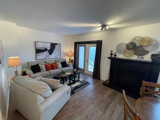 22 - 4025 Glacier Avenue S, Home with 3 bedrooms, 2 bathrooms and 2 parking in Lethbridge AB | Image 9