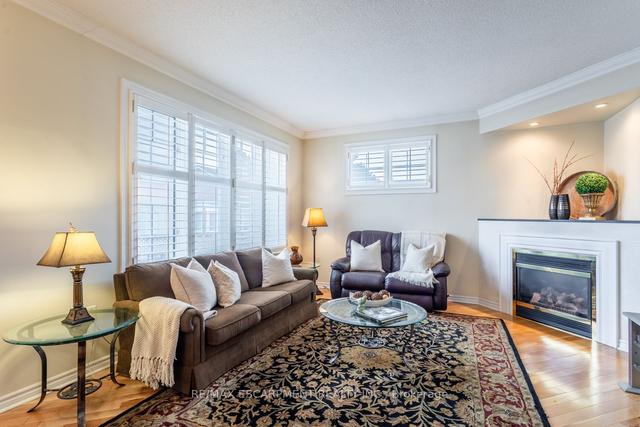 21 - 313 Silverbirch Blvd, Condo with 2 bedrooms, 3 bathrooms and 2 parking in Hamilton ON | Image 3