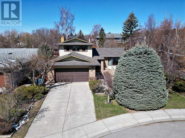 5861 Dalcastle Drive Nw, House detached with 4 bedrooms, 2 bathrooms and 4 parking in Calgary AB | Image 4