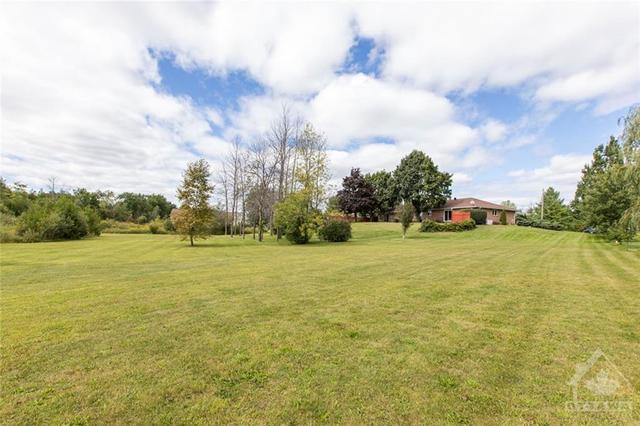 28 South Point Drive, House detached with 3 bedrooms, 3 bathrooms and 8 parking in Rideau Lakes ON | Image 28