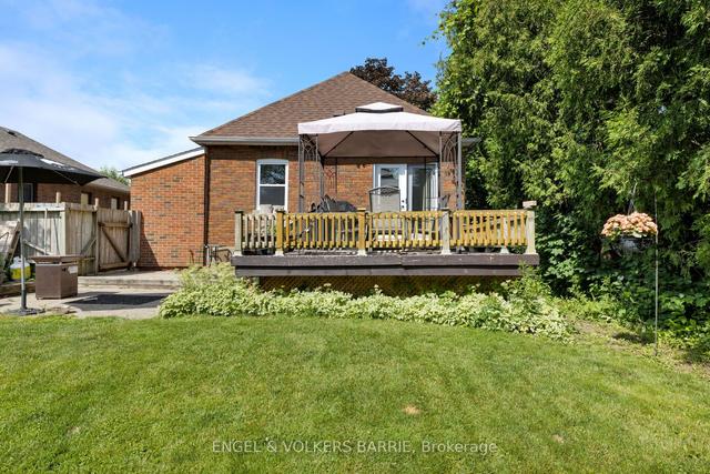 33 Patricia Ave, House detached with 2 bedrooms, 2 bathrooms and 3 parking in Oshawa ON | Image 25