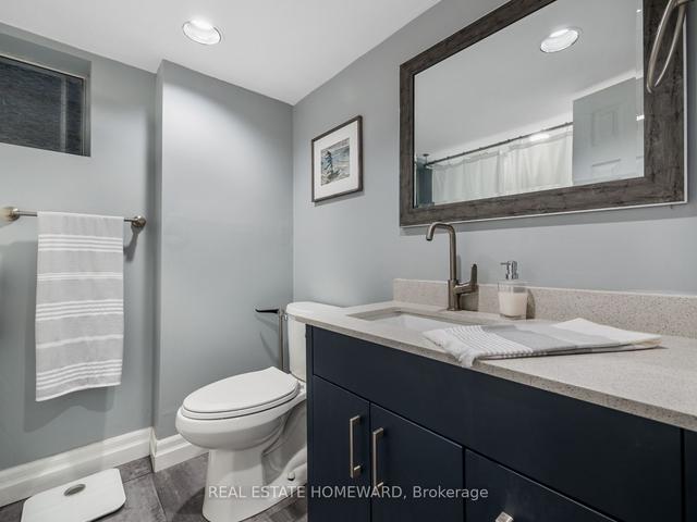 53 Beaufort Rd, House detached with 3 bedrooms, 2 bathrooms and 2 parking in Toronto ON | Image 11