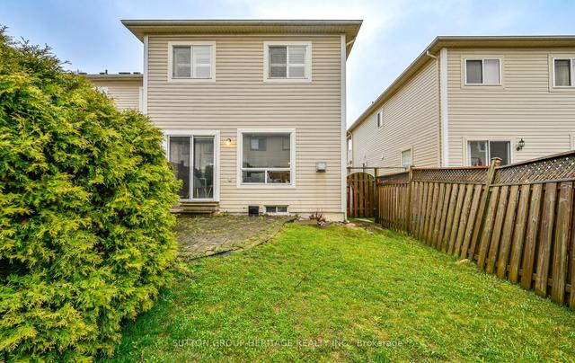 64 Barrister Ave, House attached with 3 bedrooms, 3 bathrooms and 2 parking in Whitby ON | Image 20