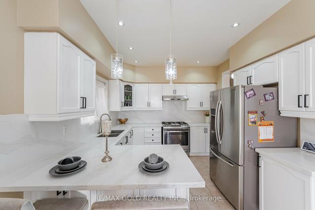 32 Bliss St, House detached with 4 bedrooms, 4 bathrooms and 6 parking in Brampton ON | Image 30