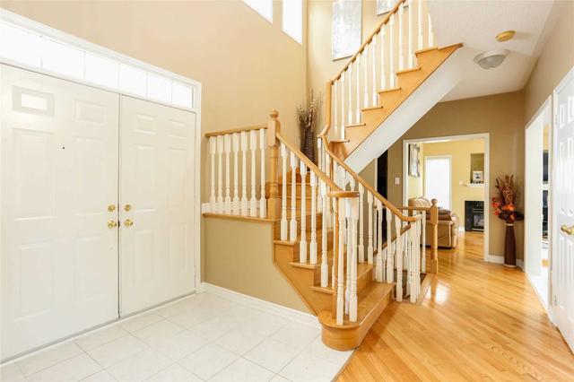 568 Feathergrass Cres, House detached with 3 bedrooms, 3 bathrooms and 6 parking in Mississauga ON | Image 17