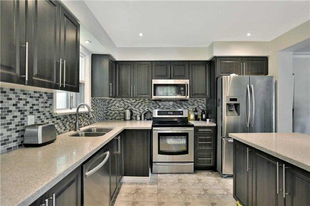 47 Minnacote Ave, House detached with 3 bedrooms, 2 bathrooms and 4 parking in Toronto ON | Image 9