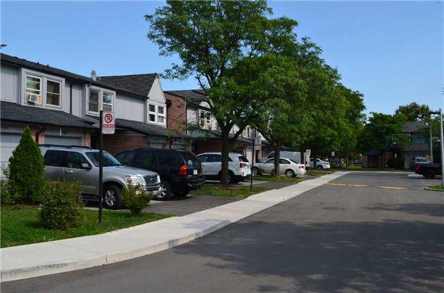 th:[h] - 6530 Glen Erin Rd, Townhouse with 3 bedrooms, 2 bathrooms and 1 parking in Mississauga ON | Image 11