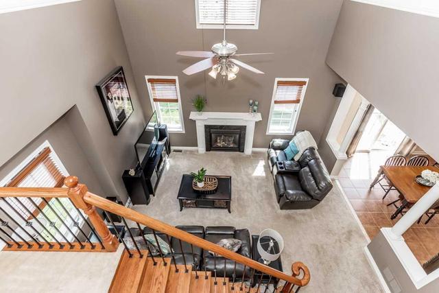 1 Blueberry Lane, House detached with 4 bedrooms, 3 bathrooms and 2 parking in Barrie ON | Image 4