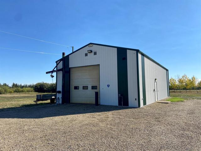 50047 Twp 820, House detached with 3 bedrooms, 2 bathrooms and 20 parking in Saddle Hills County AB | Image 14