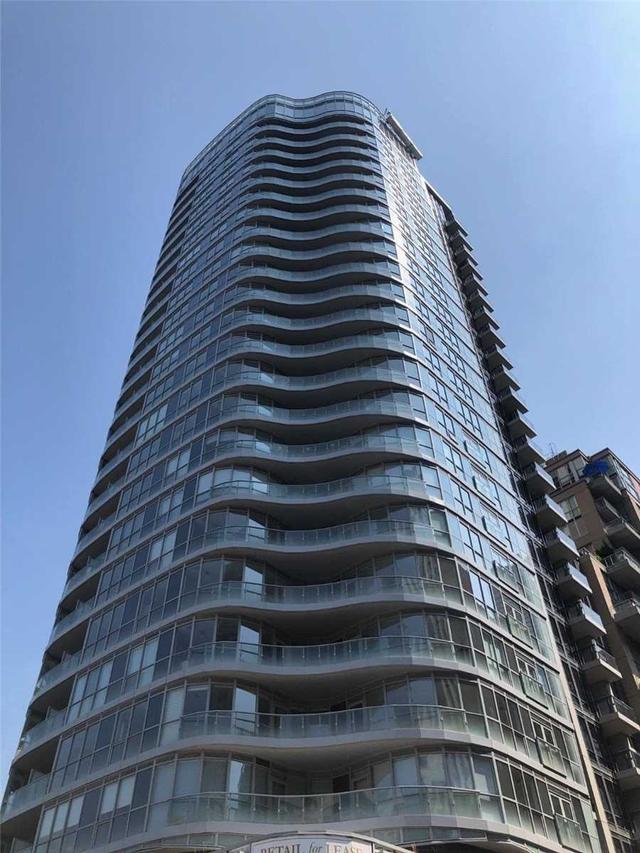 1608 - 88 Cumberland St, Condo with 2 bedrooms, 2 bathrooms and 1 parking in Toronto ON | Image 1
