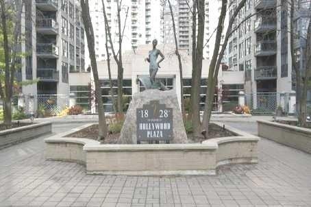 Sph#211 - 28 Hollywood Ave, Condo with 2 bedrooms, 2 bathrooms and 1 parking in Toronto ON | Image 2