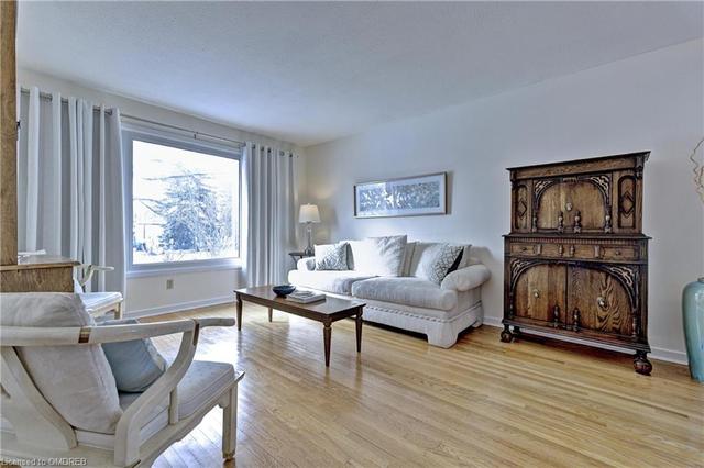 1195 Queens Avenue, House detached with 7 bedrooms, 4 bathrooms and 6 parking in Oakville ON | Image 34