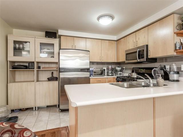 188 - 760 Lawrence Avenue W, House attached with 2 bedrooms, 1 bathrooms and null parking in Toronto ON | Image 12
