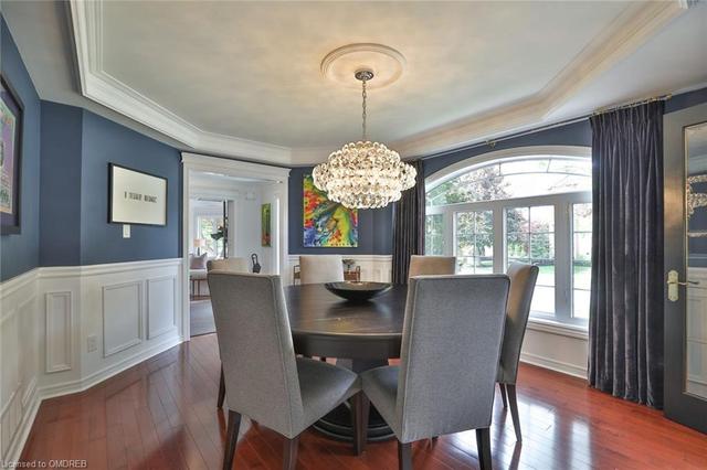 2009 Highridge Court, House detached with 4 bedrooms, 2 bathrooms and 7 parking in Oakville ON | Image 11