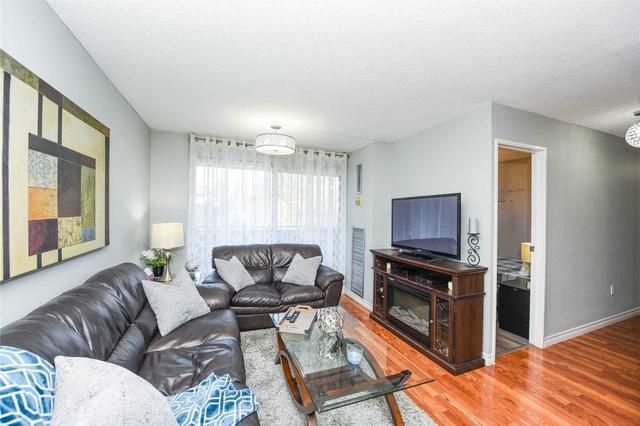 202 - 355 Rathburn Rd E, Condo with 3 bedrooms, 2 bathrooms and 3 parking in Mississauga ON | Image 5