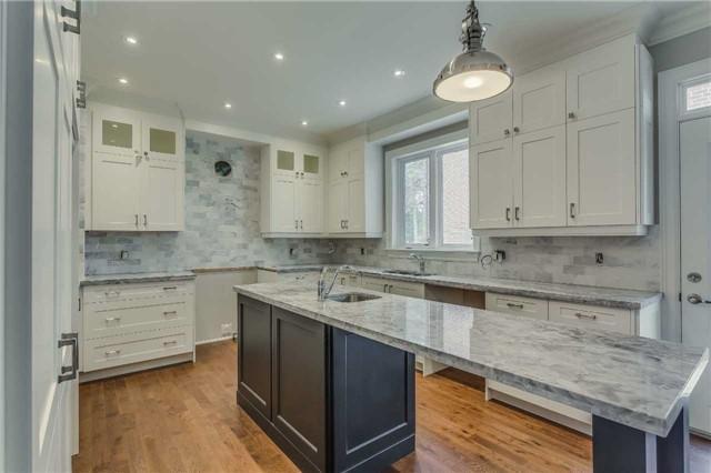 109 Burncrest Dr, House detached with 4 bedrooms, 5 bathrooms and 2 parking in Toronto ON | Image 6