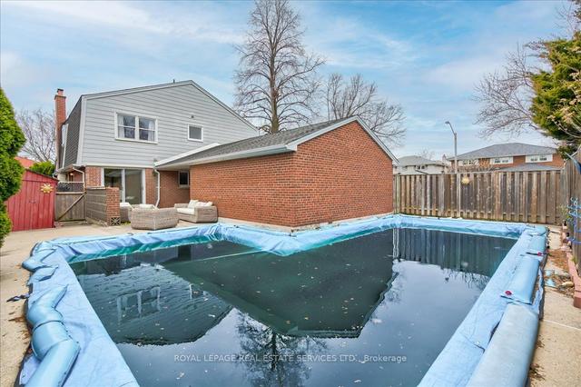 23 Morgandale Cres, House detached with 5 bedrooms, 3 bathrooms and 4 parking in Toronto ON | Image 22