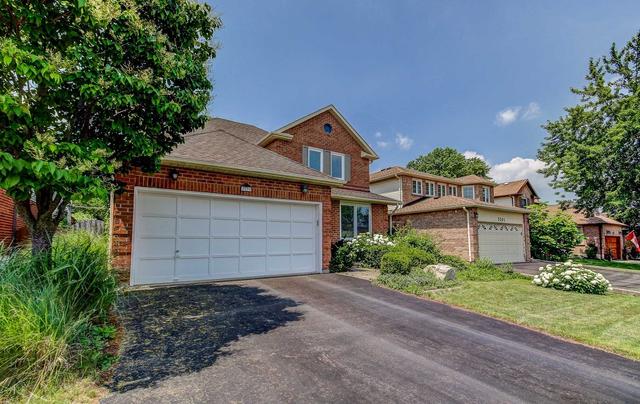 3239 Wentworth St, House detached with 4 bedrooms, 4 bathrooms and 4 parking in Burlington ON | Image 1
