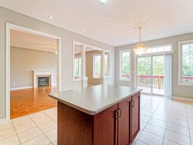 20 Gallucci Cres, House detached with 4 bedrooms, 4 bathrooms and 4 parking in Brampton ON | Image 4