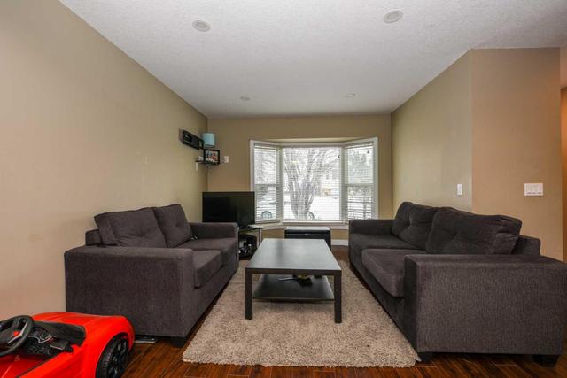 80 Martindale Close Ne, House detached with 5 bedrooms, 2 bathrooms and 2 parking in Calgary AB | Image 2