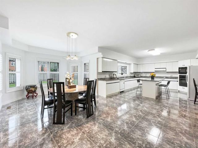 27 Wingate Cres, House detached with 5 bedrooms, 5 bathrooms and 13 parking in Richmond Hill ON | Image 14