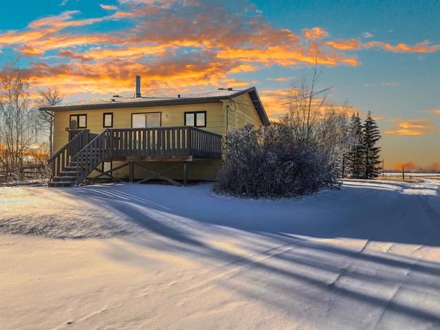 80301 Range Road 73, House detached with 3 bedrooms, 2 bathrooms and null parking in Saddle Hills County AB | Image 15