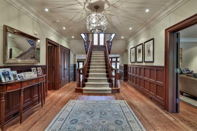 307 Oriole Pkwy, House detached with 5 bedrooms, 6 bathrooms and 7 parking in Toronto ON | Image 12