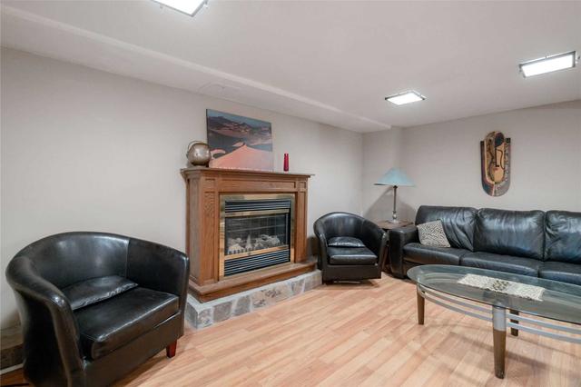 134 East 25th St, House detached with 2 bedrooms, 2 bathrooms and 4 parking in Hamilton ON | Image 26