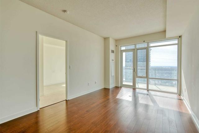 2506 - 360 Square One Dr, Condo with 1 bedrooms, 1 bathrooms and 1 parking in Mississauga ON | Image 4