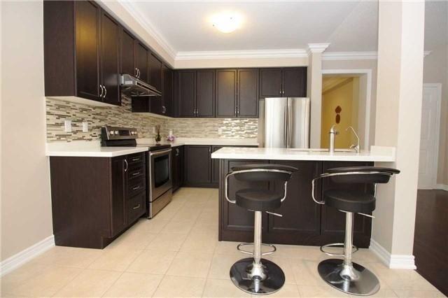 30 Begonia St, House attached with 4 bedrooms, 4 bathrooms and 1 parking in Markham ON | Image 7