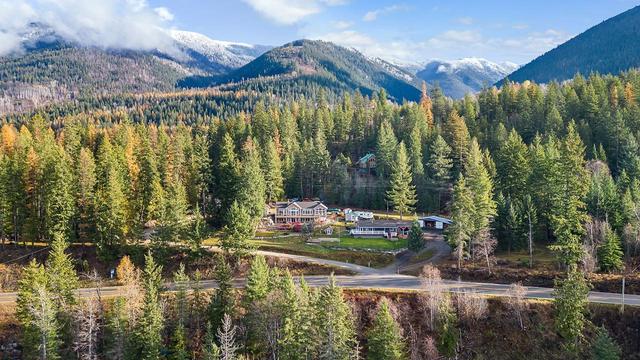 15001 Anderson Road, House detached with 4 bedrooms, 3 bathrooms and null parking in Central Kootenay A BC | Image 62
