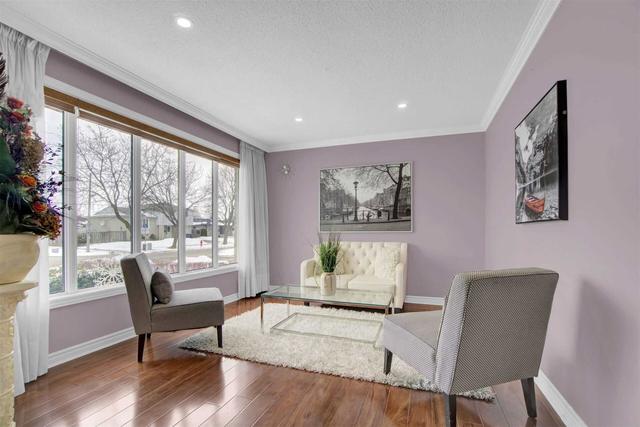 3324 Dwiggin Ave, House detached with 4 bedrooms, 3 bathrooms and 4 parking in Mississauga ON | Image 27