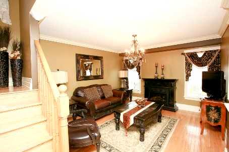 17 Foxhollow Rd, House detached with 3 bedrooms, 3 bathrooms and 3 parking in Brampton ON | Image 4