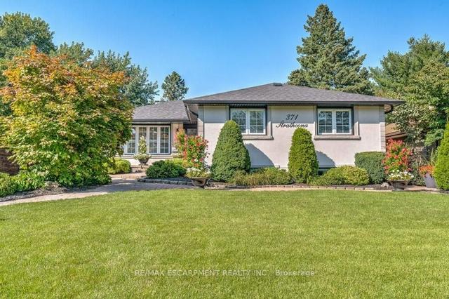 371 Strathcona Dr, House detached with 3 bedrooms, 2 bathrooms and 3 parking in Burlington ON | Image 34