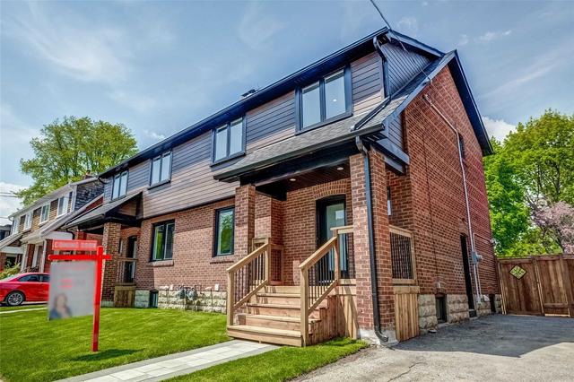 164 Roslin Ave, House semidetached with 3 bedrooms, 3 bathrooms and 1 parking in Toronto ON | Image 1