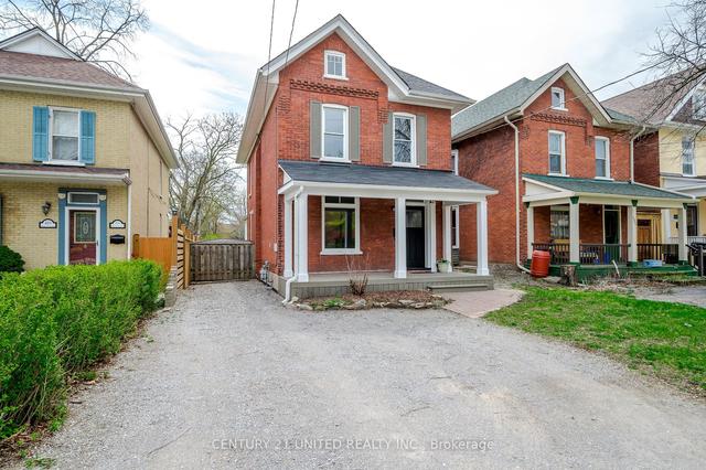 493 King St, House detached with 2 bedrooms, 2 bathrooms and 3 parking in Peterborough ON | Image 12