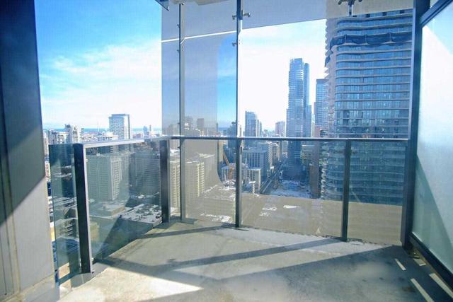2602 - 5 St Joseph St, Condo with 1 bedrooms, 2 bathrooms and 1 parking in Toronto ON | Image 9