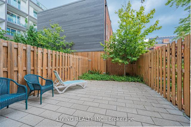 th2 - 51 Paul Lane Gdns, Townhouse with 4 bedrooms, 2 bathrooms and 2 parking in Toronto ON | Image 13
