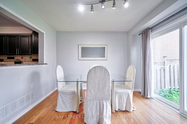 73 Mindy Cres, House attached with 3 bedrooms, 2 bathrooms and 5 parking in Markham ON | Image 6