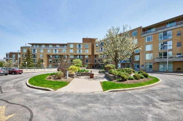 310 - 452 Scarborough Golf Clu Rd, Condo with 2 bedrooms, 2 bathrooms and 1 parking in Toronto ON | Image 23