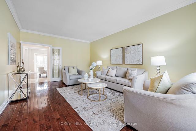 31 Garnier Crt, House detached with 4 bedrooms, 4 bathrooms and 4 parking in Toronto ON | Image 21