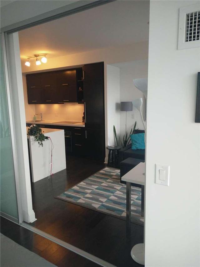 2608 - 65 St Mary St, Condo with 1 bedrooms, 1 bathrooms and null parking in Toronto ON | Image 17