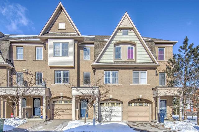 38 Kiriakou St, Townhouse with 4 bedrooms, 3 bathrooms and 2 parking in Toronto ON | Image 1