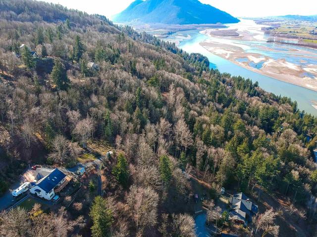 43207 Salmonberry Drive, Home with 0 bedrooms, 0 bathrooms and null parking in Chilliwack BC | Image 11