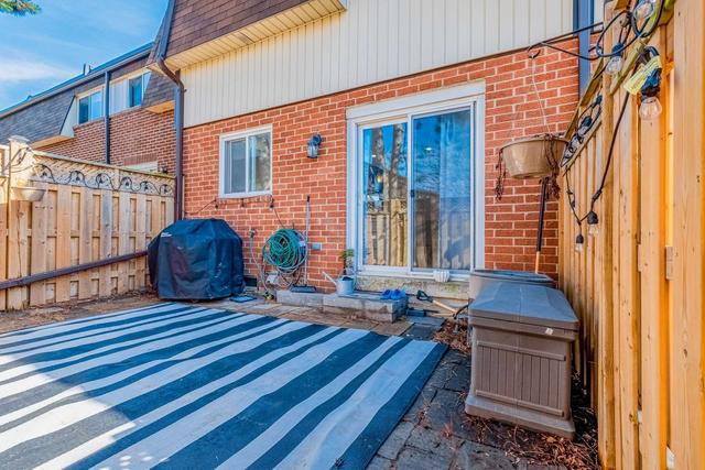 18 - 235 Bronte St S, Townhouse with 3 bedrooms, 2 bathrooms and 3 parking in Milton ON | Image 25